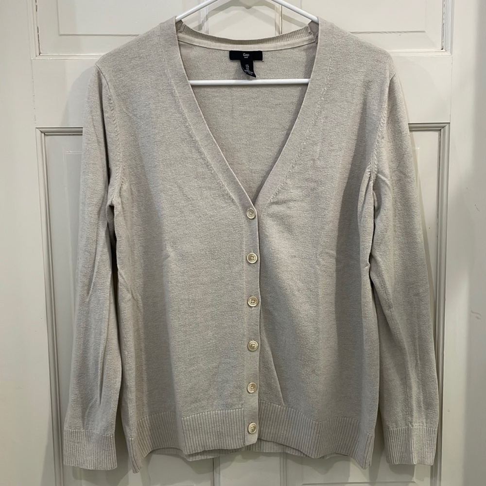 Gap cardigan